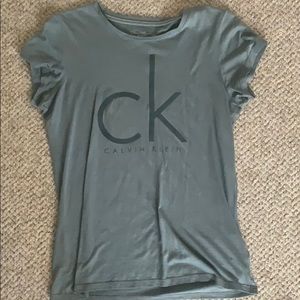 Calvin klein tshirt